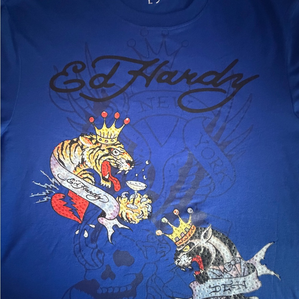 Ed Hardy Blue Short Sleeve Tee with Tiger & Panther Crowns - Picture 5 of 6